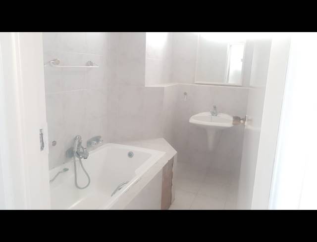 3 BEDROOM FLAT FOR SALE IN NORTH BEACH